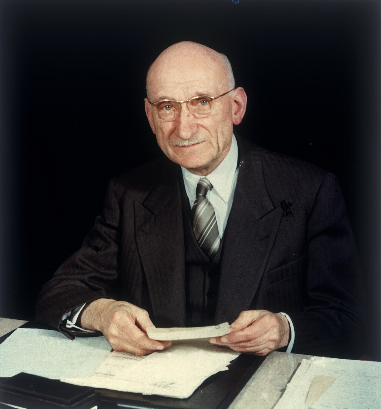 Robert Schuman historical image
